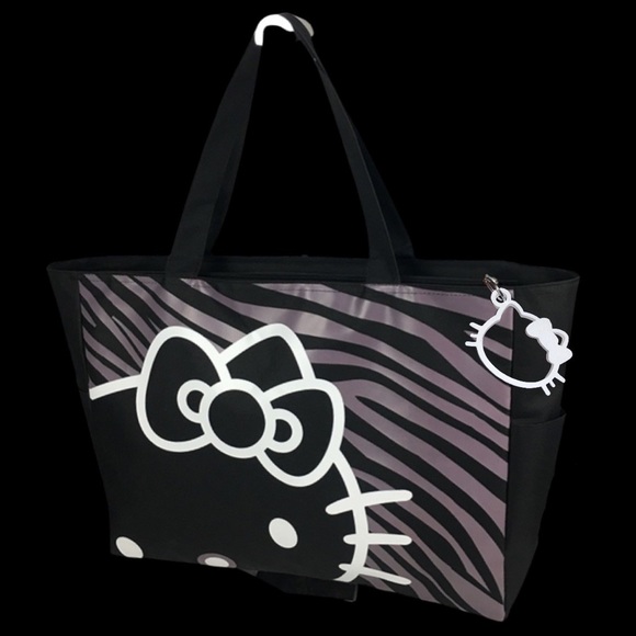 XLarge Capacity Canvas Hello Kitty Shoulder bag. Plenty, plenty of Storage - Picture 2 of 5